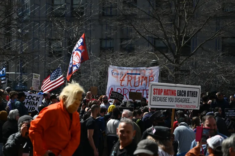 Ovo su ulice New Yorka, grad je pod potpunom opsadom, u pripravnosti je 35 tisuća policajaca