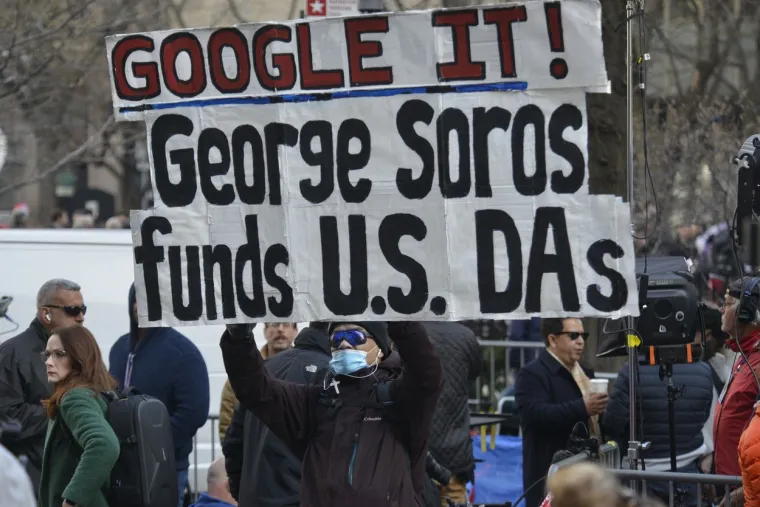 Ovo su ulice New Yorka, grad je pod potpunom opsadom, u pripravnosti je 35 tisuća policajaca