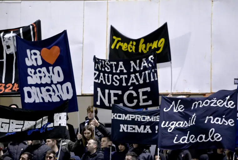 Dvije bratske grupe što furaju crninu posljednji su put na Šubićevcu napravile ludnicu