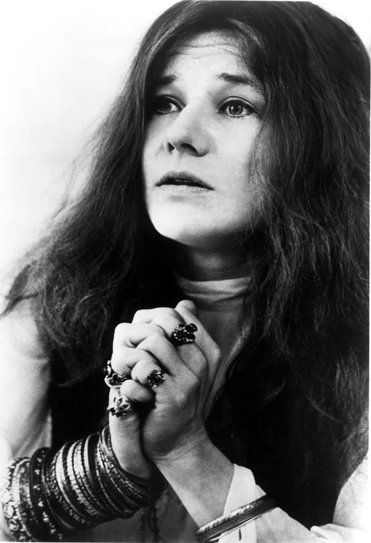 6. Janis Joplin: Janis Joplin umrla je od slučajnog predoziranja heroinom 4. listopada 1970., utvrdila je istraga. Pjevačica grupe Pearl pronađena je mrtva u hotelu Landmark u Hollywoodu. 