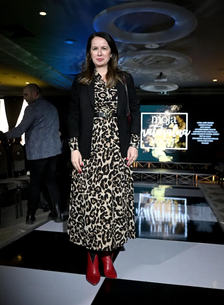 Tončica Čeljuska i Ana Rucner oduševile elegancijom, Snježana Mehun zaigrala na izazovniju kartu i 'pomela' sve