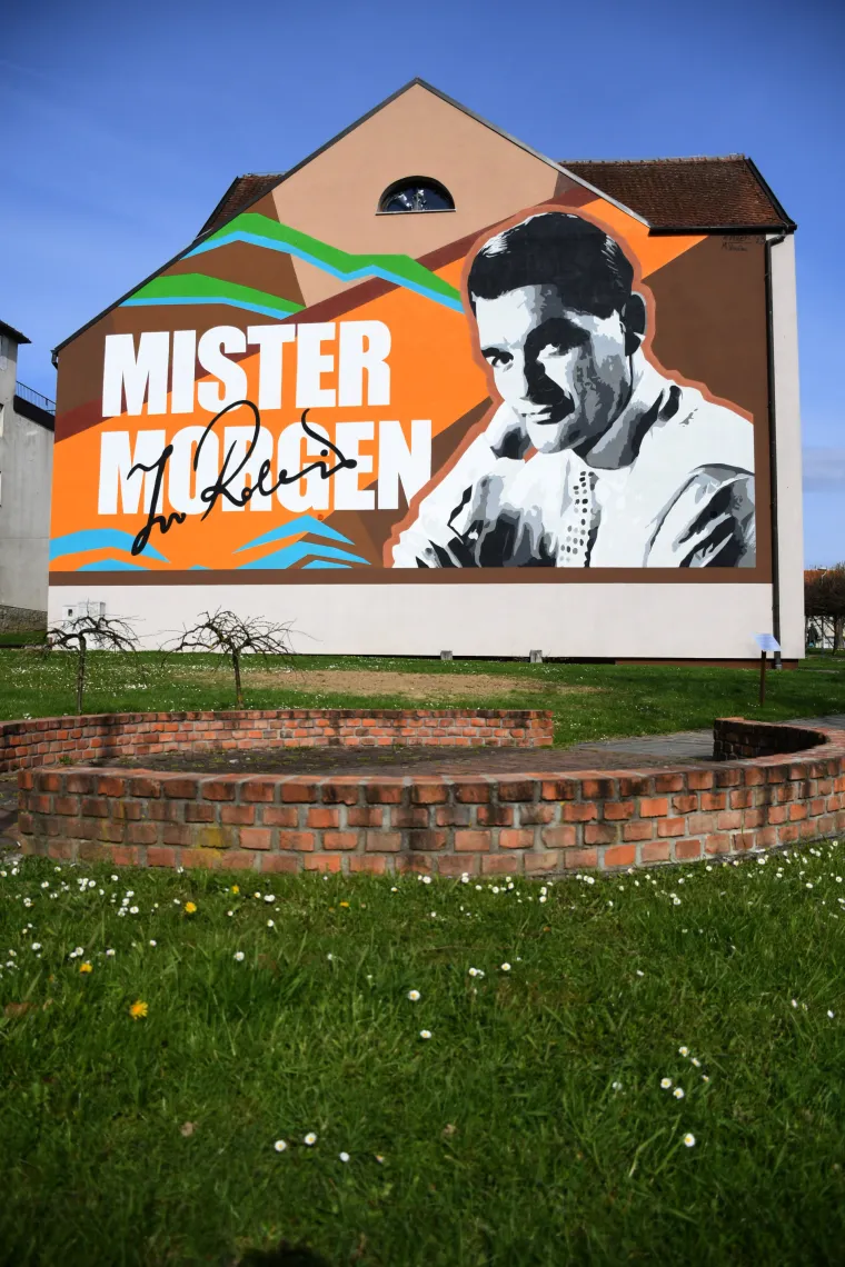 Ivo Robić za 100. rođendan u Garešnici dobio svoj prvi mural, skriva i zanimljivu poruku