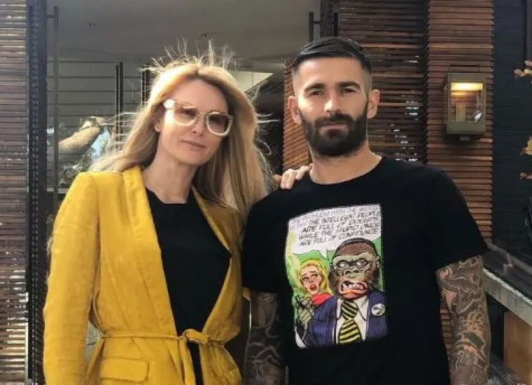  Selidbe, prilagodbe na različite gradove i tempo nogometa nisu ih odvojili – naprotiv, samo su ih zbližili. Iris je često isticala kako su povjerenje i međusobna podrška ključni za njihovu vezu.