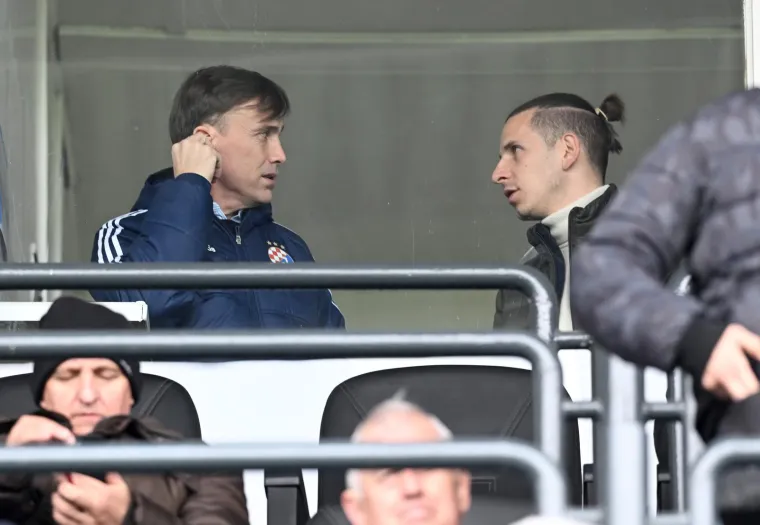 Dario &Scaron;imić bio je magnet za selfieje u Kranjčevićevoj: Tko je jo&scaron; od čelnika Dinama do&scaron;ao pogledati debi Bi&scaron;ćana?