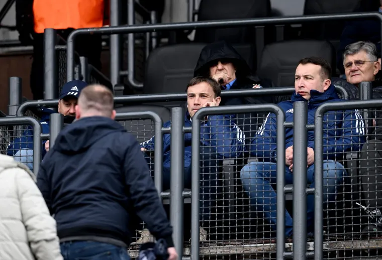 Dario &Scaron;imić bio je magnet za selfieje u Kranjčevićevoj: Tko je jo&scaron; od čelnika Dinama do&scaron;ao pogledati debi Bi&scaron;ćana?