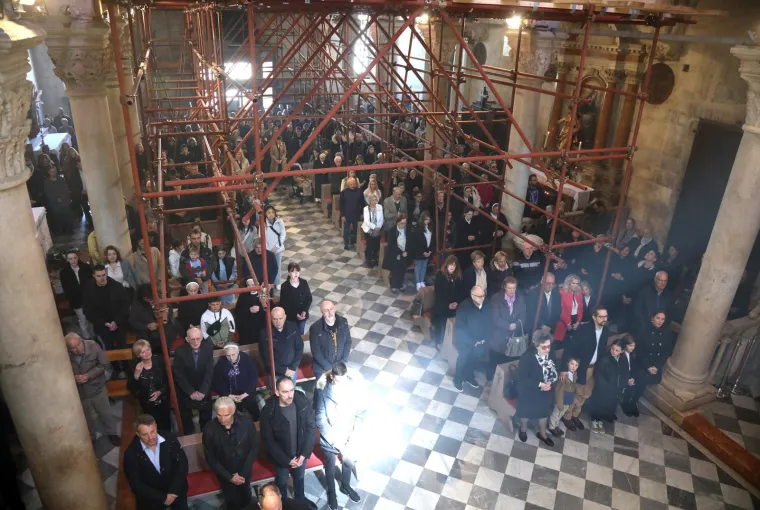 Vjernici ispunili crkve na Uskrs. Pogledajte kako se najveći kr&scaron;ćanski blagdan slavi diljem Hrvatske