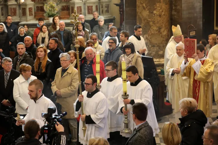 Vjernici ispunili crkve na Uskrs. Pogledajte kako se najveći kr&scaron;ćanski blagdan slavi diljem Hrvatske