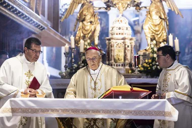 Vjernici ispunili crkve na Uskrs. Pogledajte kako se najveći kr&scaron;ćanski blagdan slavi diljem Hrvatske