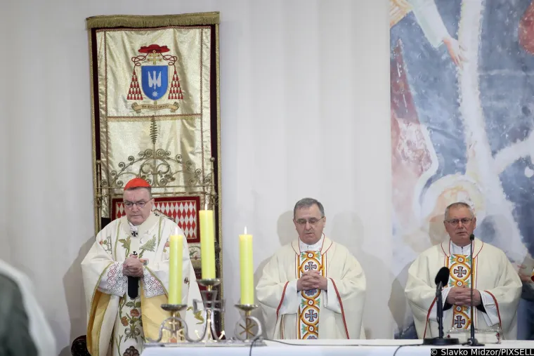 Pogledajte kako se najveći kršćanski blagdan slavi diljem Hrvatske