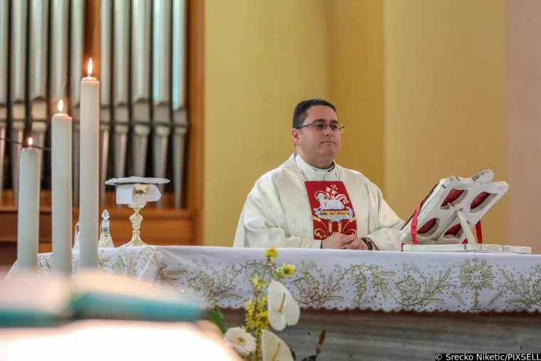 Pogledajte kako se najveći kr&scaron;ćanski blagdan slavi diljem Hrvatske