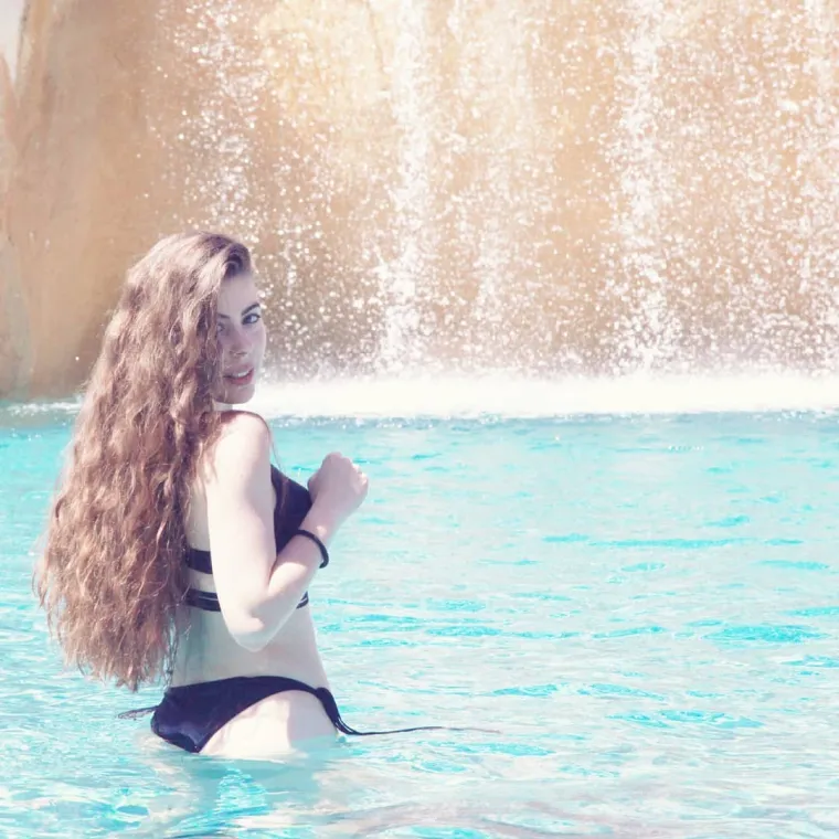 Atraktivna Sara promijenila zanimanje i postala profesorica: Učenik joj je čovjek kojem je Hrvatska zadala bolan udarac