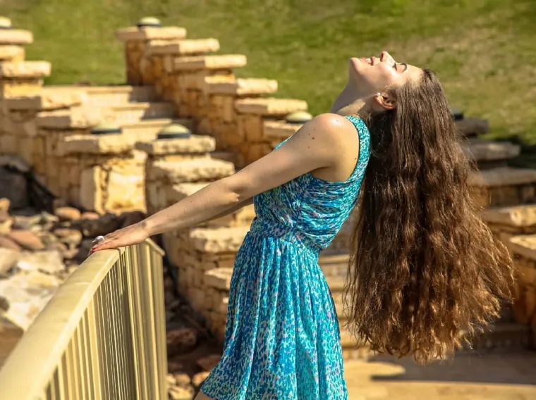 Atraktivna Sara promijenila zanimanje i postala profesorica: Učenik joj je čovjek kojem je Hrvatska zadala bolan udarac