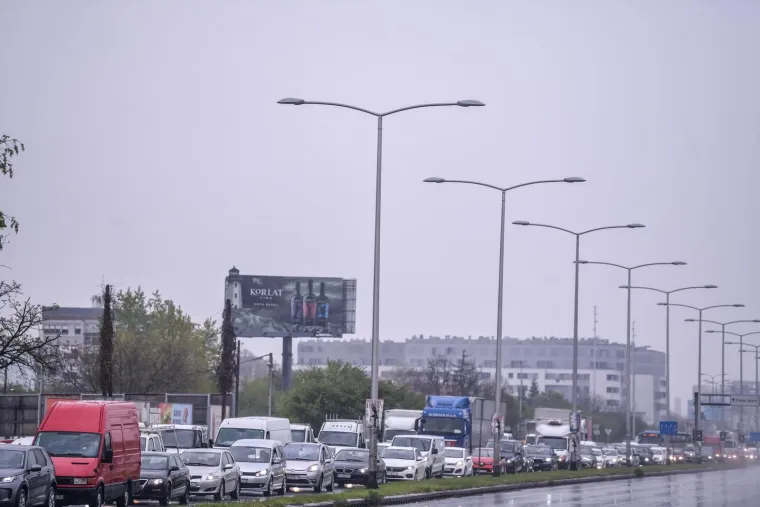 Pogledajte kr&scaron; i lom na Slavonskoj aveniji: Sudarilo se pet vozila, nastala je guža