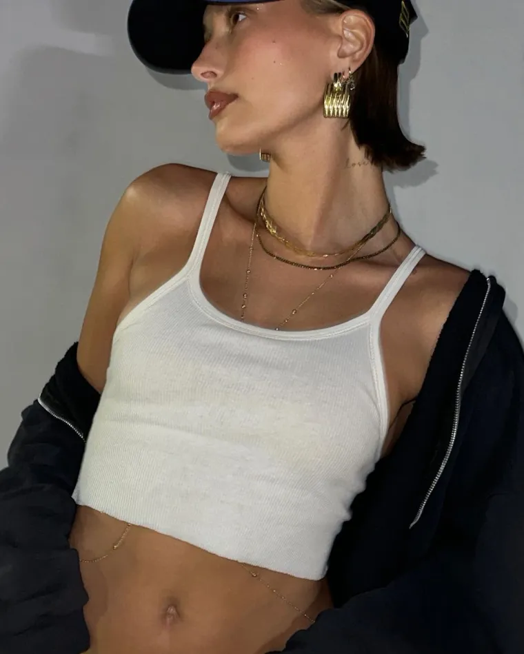 Hailey Bieber