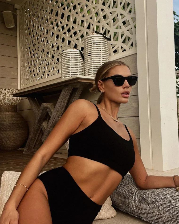 Arabella Chi