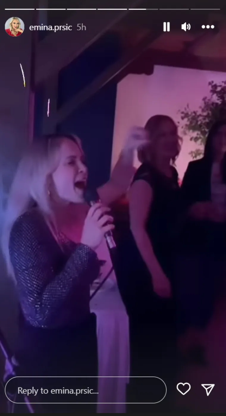 Severina za 51. rođendan nadma&scaron;ila i pro&scaron;logodi&scaron;nje izdanje: Blistala je u ružičastom, a na tulum su joj stigli brojni poznati