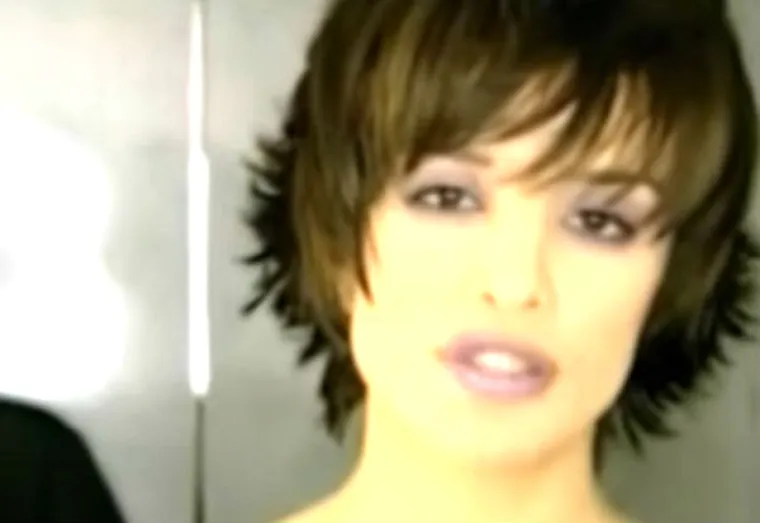 Bila je i crnka i plavu&scaron;a, ali u trenutnoj se fazi osjeća najbolje: Evo kako se mijenjala najveća zvijezda Balkana