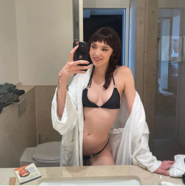 Odustala od medicine i postala pornoglumica: 'Gledajući uživo &scaron;to se sve radi na setu, znala sam da je to to'