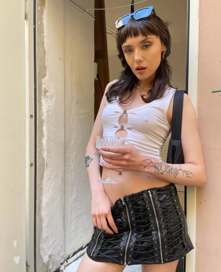 Odustala od medicine i postala pornoglumica: 'Gledajući uživo &scaron;to se sve radi na setu, znala sam da je to to'