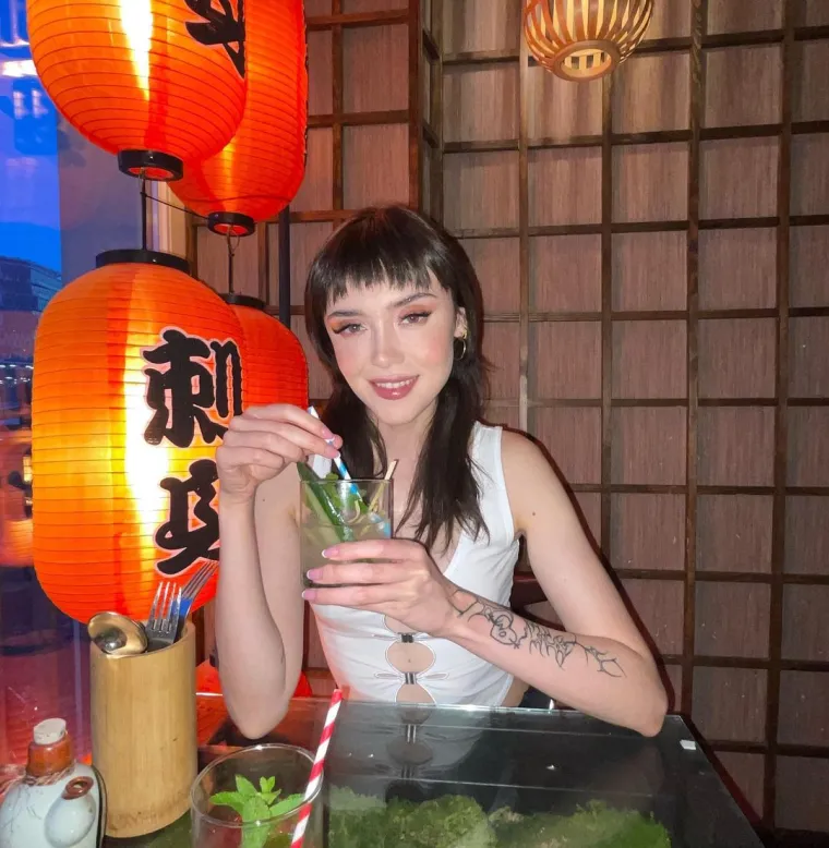 Odustala od medicine i postala pornoglumica: 'Gledajući uživo &scaron;to se sve radi na setu, znala sam da je to to'