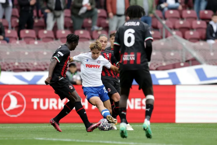 Srbi se klanjaju juniorima Hajduka: 'Hrvati su ispisali povijest, nevjerojatno &scaron;to su učinili'