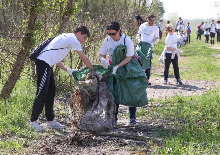 Či&scaron;ćenje oko jezera Ore&scaron;je