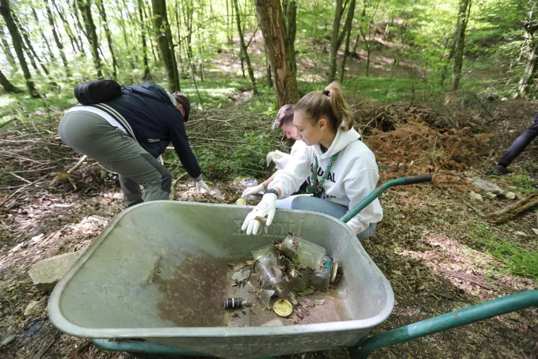 Či&scaron;ćenje &scaron;ume i okolice Rakovog Potoka