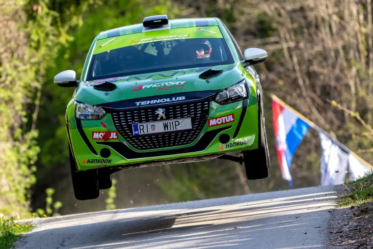 Gledatelji u Hrvatskoj ostali bez daha prateći najluđe vozače svijeta, jedan izletio sa staze