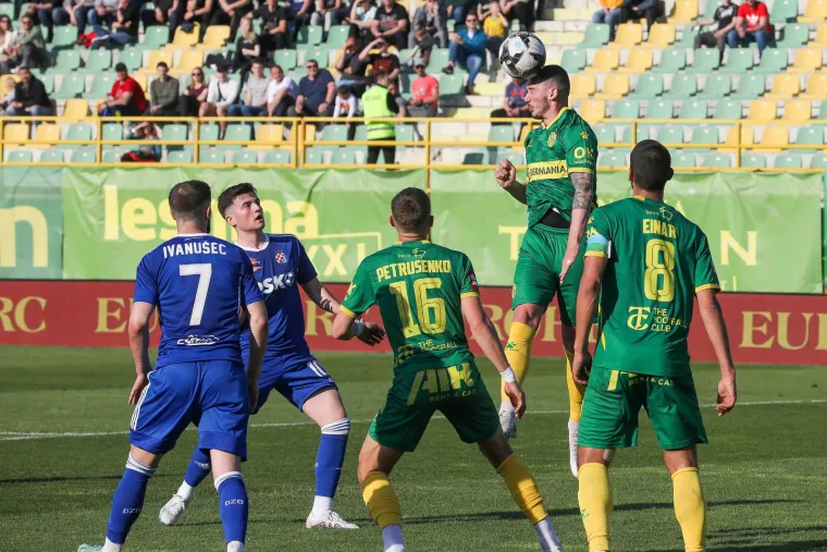 Demoni skroz 'podemonili', Boysi izgledali kao vojska u crnom i prekinuli utakmicu: Uzbudljivo je bilo na Aldo Drosini