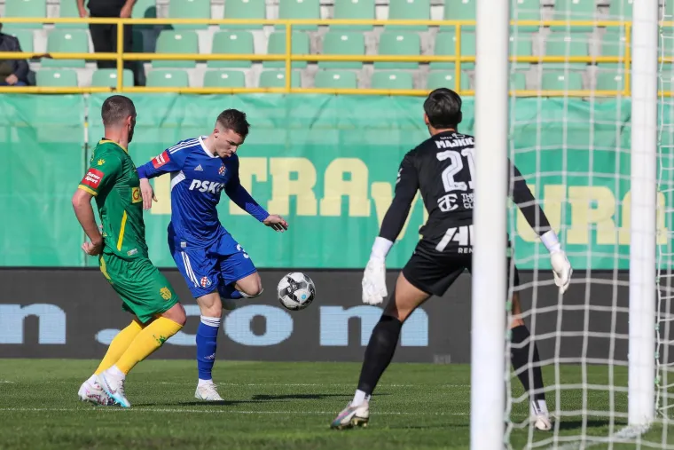 Demoni skroz 'podemonili', Boysi izgledali kao vojska u crnom i prekinuli utakmicu: Uzbudljivo je bilo na Aldo Drosini