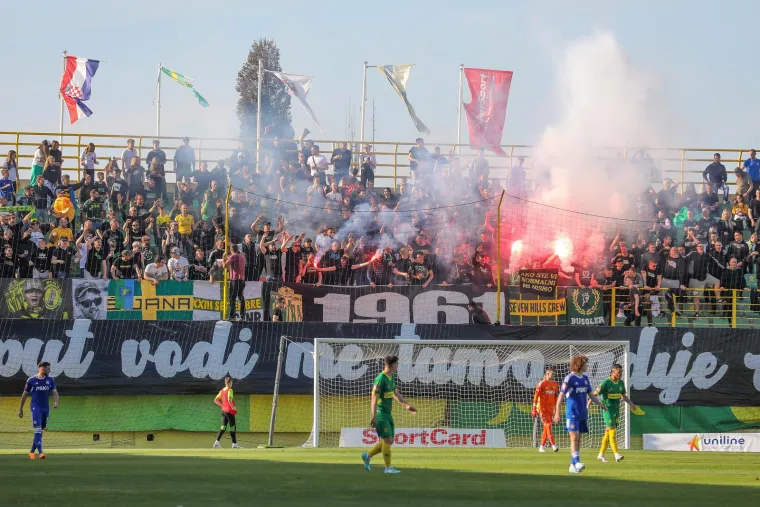 Demoni skroz 'podemonili', Boysi izgledali kao vojska u crnom i prekinuli utakmicu: Uzbudljivo je bilo na Aldo Drosini