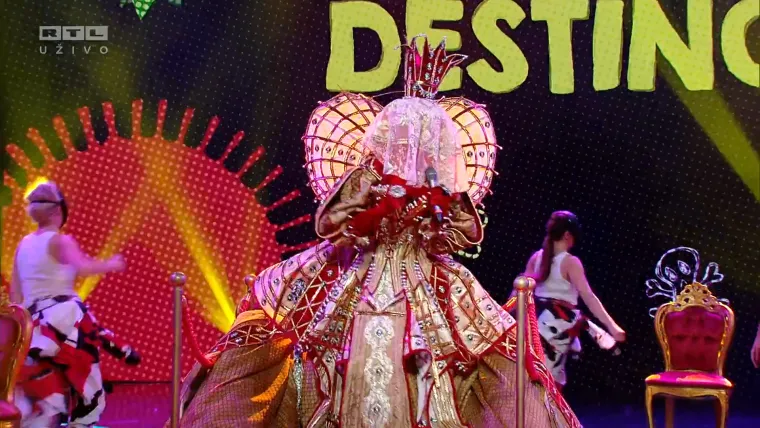 Poznata lica na polufinale 'Masked Singera' stigli u društvu svojih klinaca i klinceza