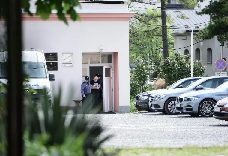 Redara i drugoosumnjičenog za ubojstvo u zagrebačkom noćnom klubu iz DORH-a odveli u lisicama