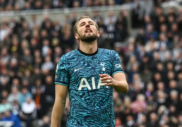 Newcastle utrpao '&scaron;esticu' Tottenhamu, pogledajte posramljena lica Peri&scaron;ića, Kanea i dru&scaron;tva: 'Ba&scaron; su ih ponizili'