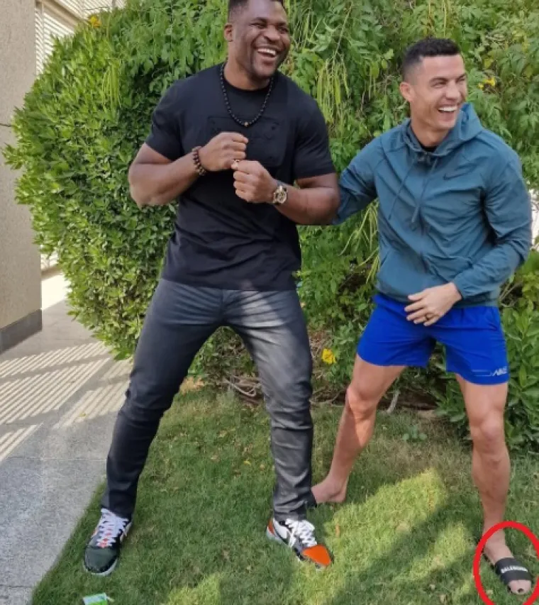 Ronaldo i Ngannou u zezanciji.