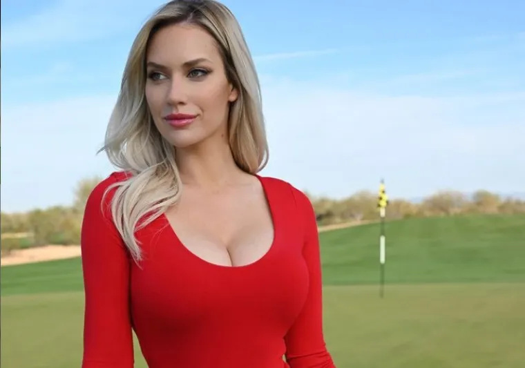 Najzgodnija sporta&scaron;ica snimljena kako leži u toplesu, fotografija objavljena u poznatom časopisu