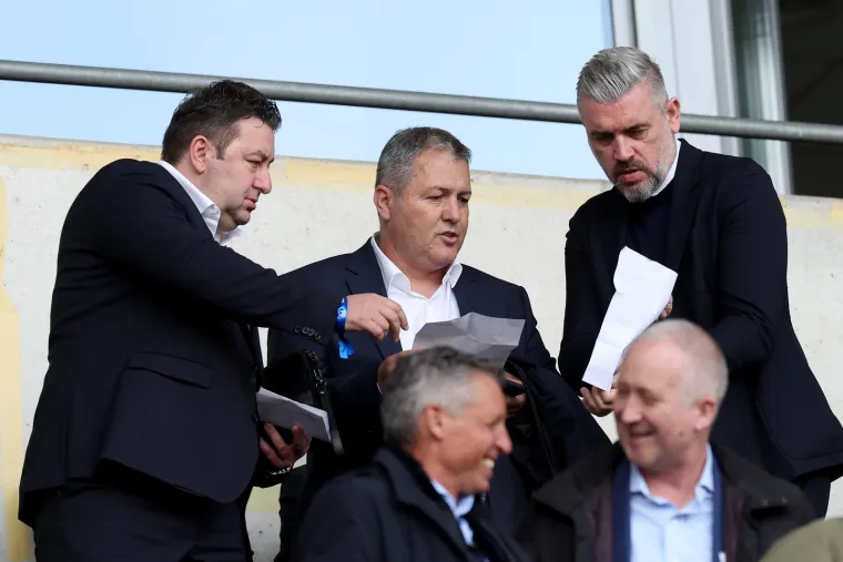 Legenda do legende: Finale nije propustio ni Zvonimir Boban, a pogledajte samo kakvo se dru&scaron;tvo okupilo oko njega