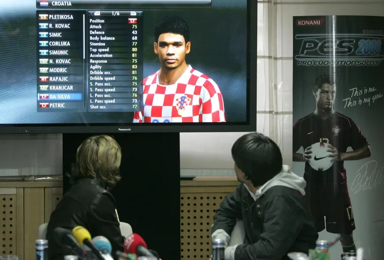 Iskopali smo zaboravljene fotografije Modrića, Prosinečkog, Bandića, Bi&scaron;ćana i ekipe: Bila su to neka druga vremena, pogledajte &scaron;to su radili