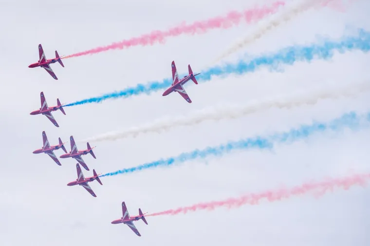 Zaboravite na Toma Cruisea i Top Gun, ovi naši i britanski dečki rade stvari od kojih će vam se zavrtjeti u glavi
