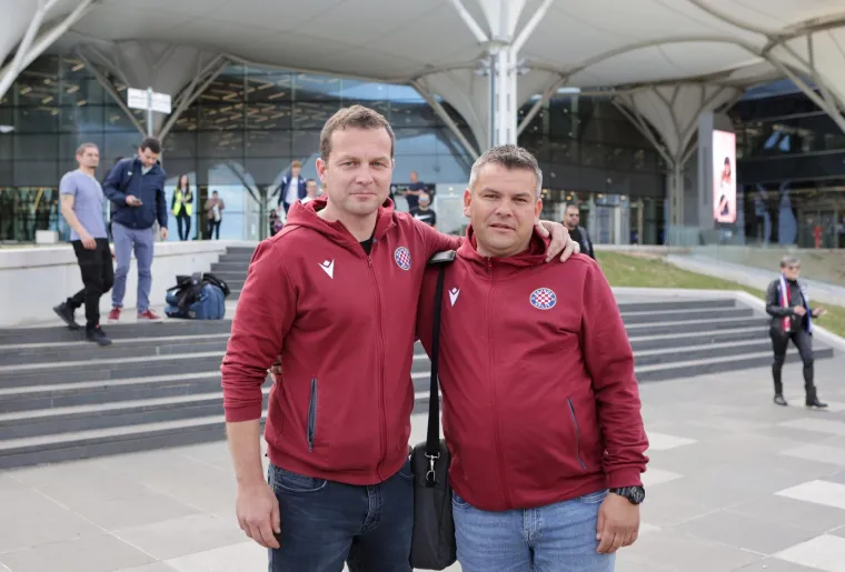 Juniori Hajduka dan nakon poraza u finalu Lige prvaka sletjeli u splitsku zračnu luku