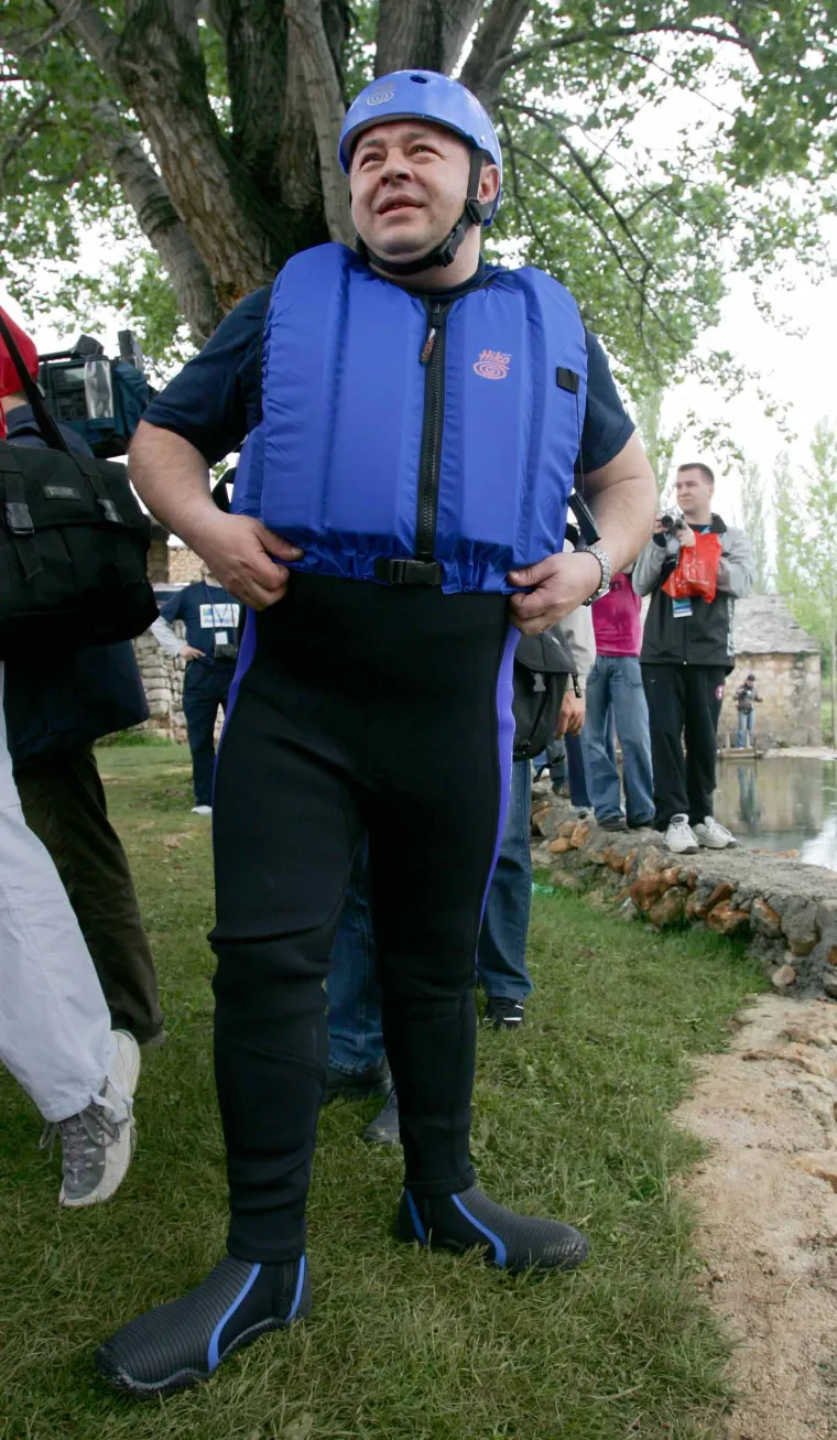 Sjećate se kad je Sanader poslao ministre na rafting? Neki izgledali kao da su na rubu utapanja...