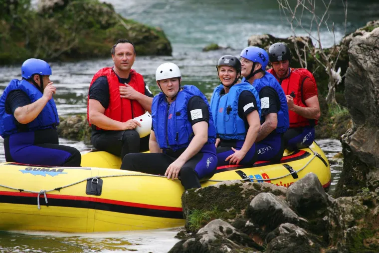 Sjećate se kad je Sanader poslao ministre na rafting? Neki izgledali kao da su na rubu utapanja...