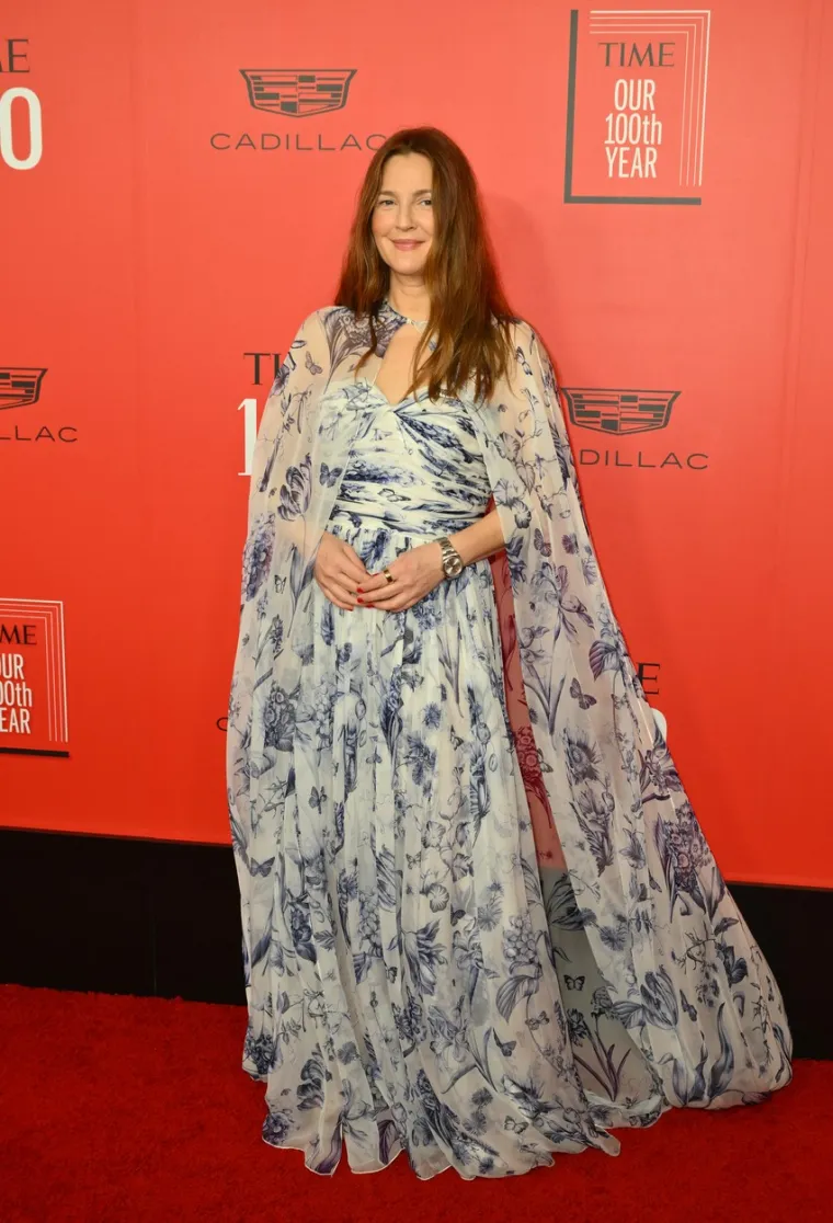 Iako su njezini problemi s ovisnostima bili vrlo javni, Barrymore je kasnije u životu istaknula kako je borba s ovisnostima kontinuirani proces, koji nikad nije potpuno završen, ali je zahvaljujući terapiji i vlastitom radu uspjela prevladati.