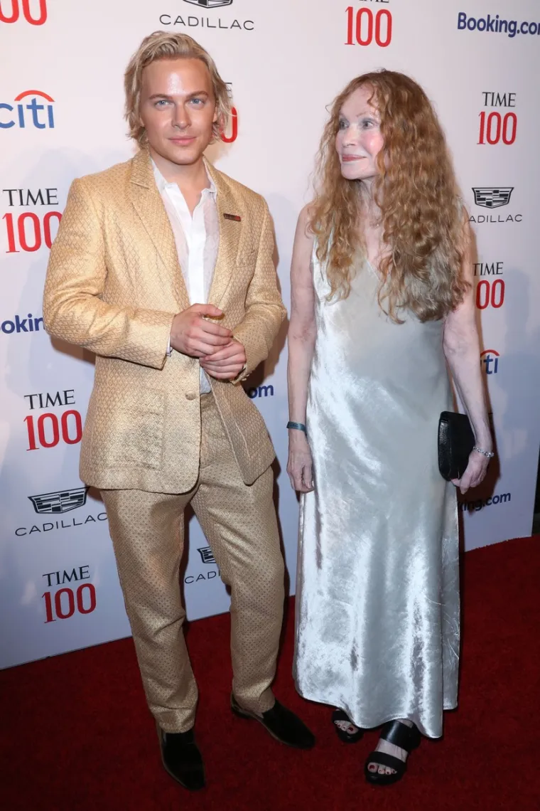 Ronan Farrow i Mia Farrow