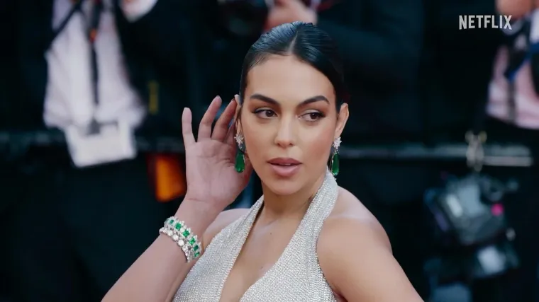 U kasnim večernjim satima oglasila se Georgina i poslala poruku kojom se sve završava