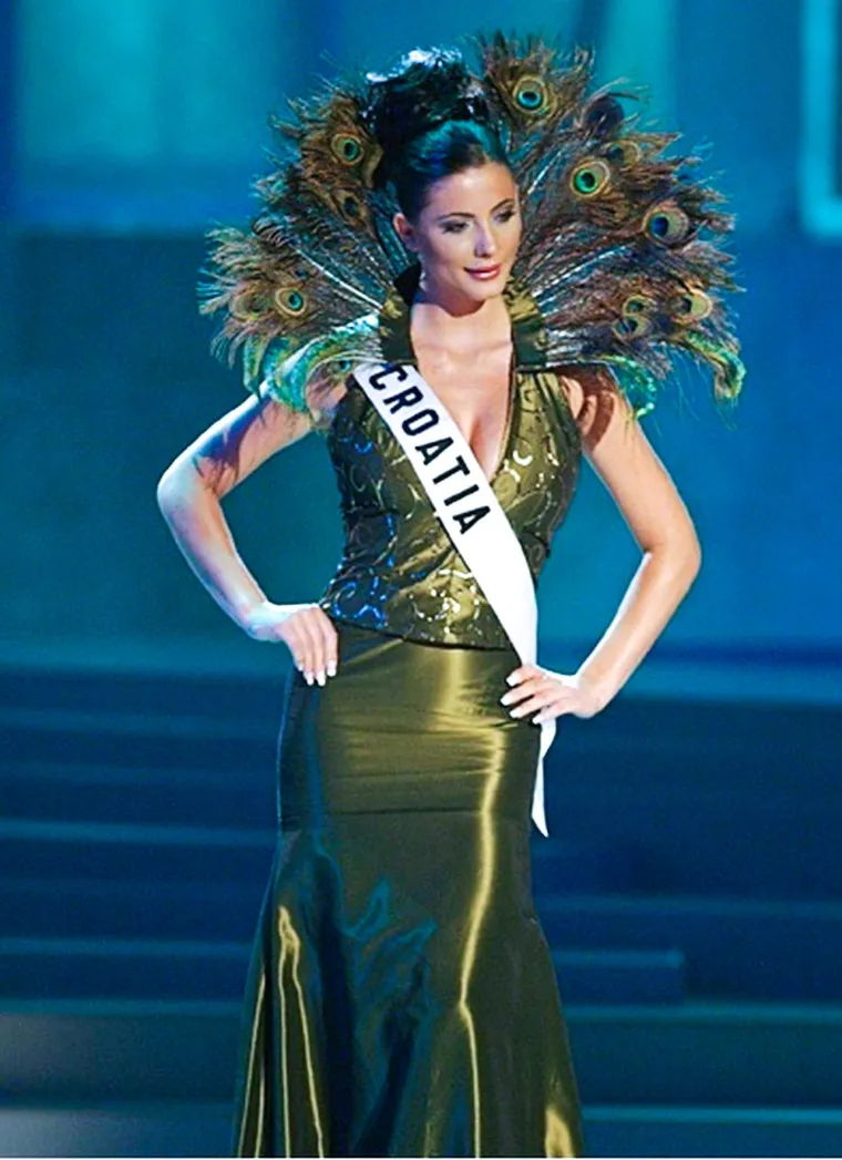 2002. - Ivana Paris