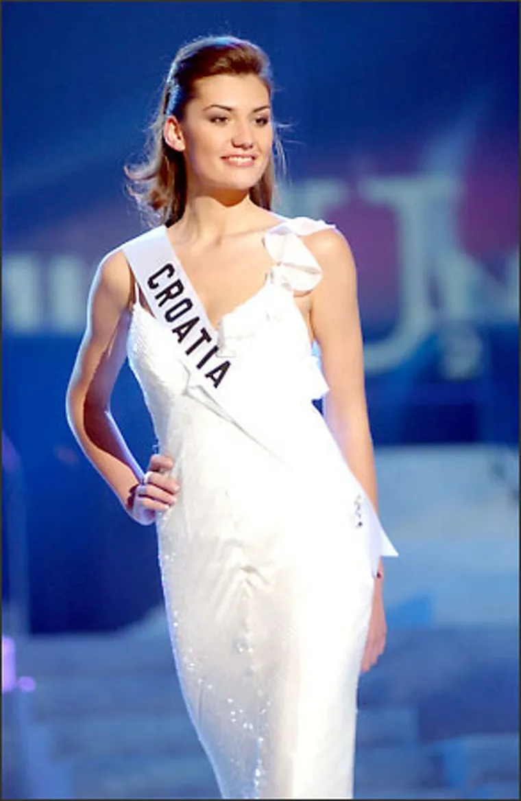 2004. - Marijana Rupčić