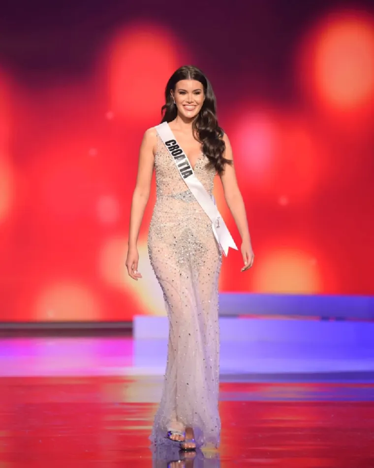 2020. Mirna Naiia Marić