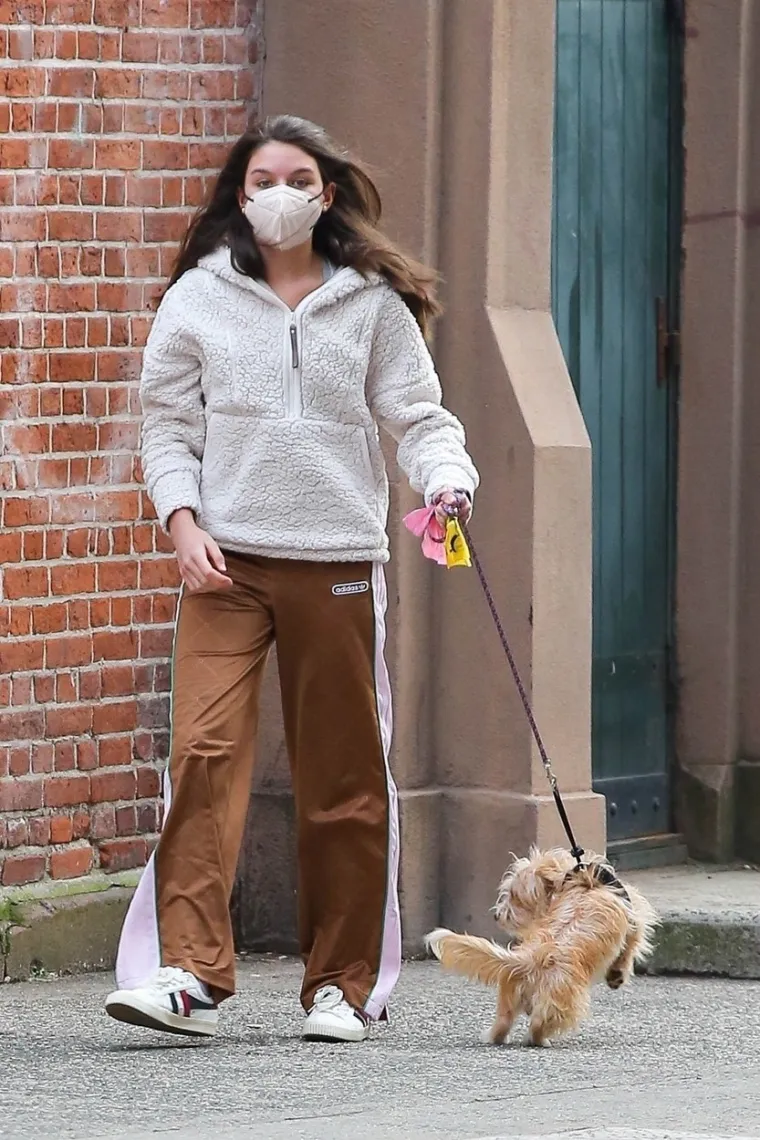 Na pitanje je li ga Katie ostavila kako bi za&scaron;titila Suri od scijentologije, Tom je tada odgovorio: "To je bila jedna od tvrdnji, da".