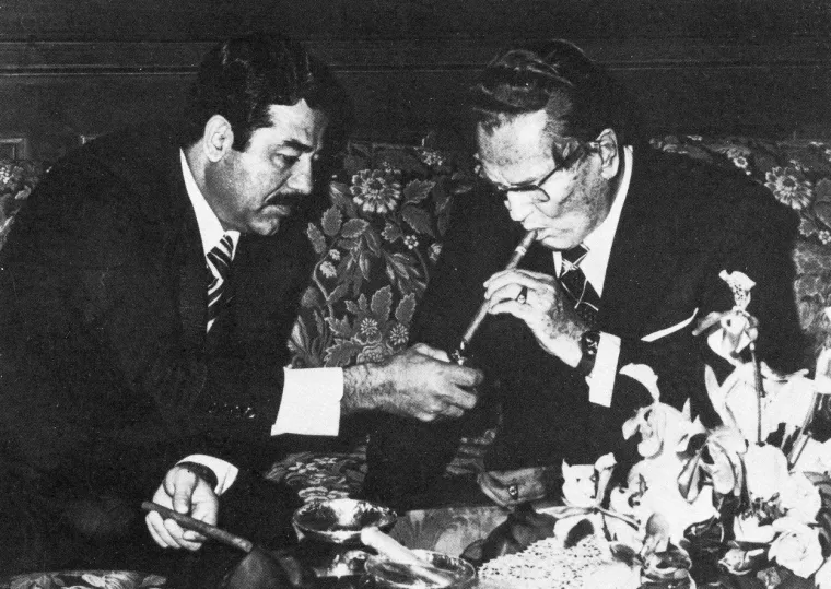 Saddam Hussein i Tito 